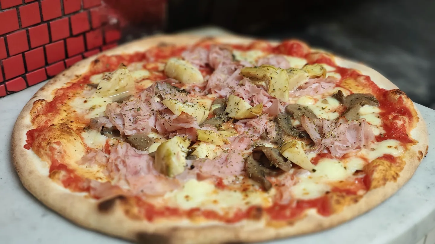 Pizzeria Vesuvio · Foto 2